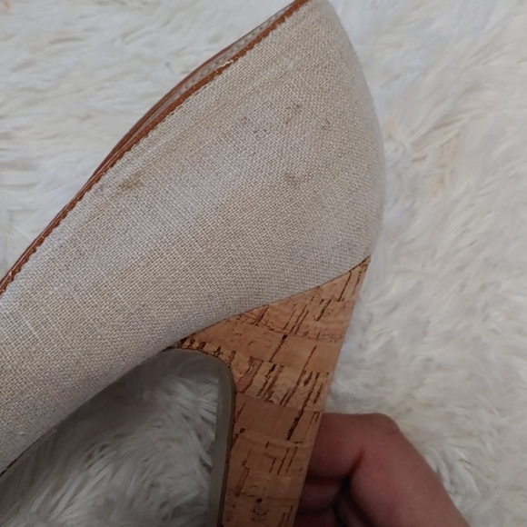 10 1/2 Nine West heels - Picture 4 of 9